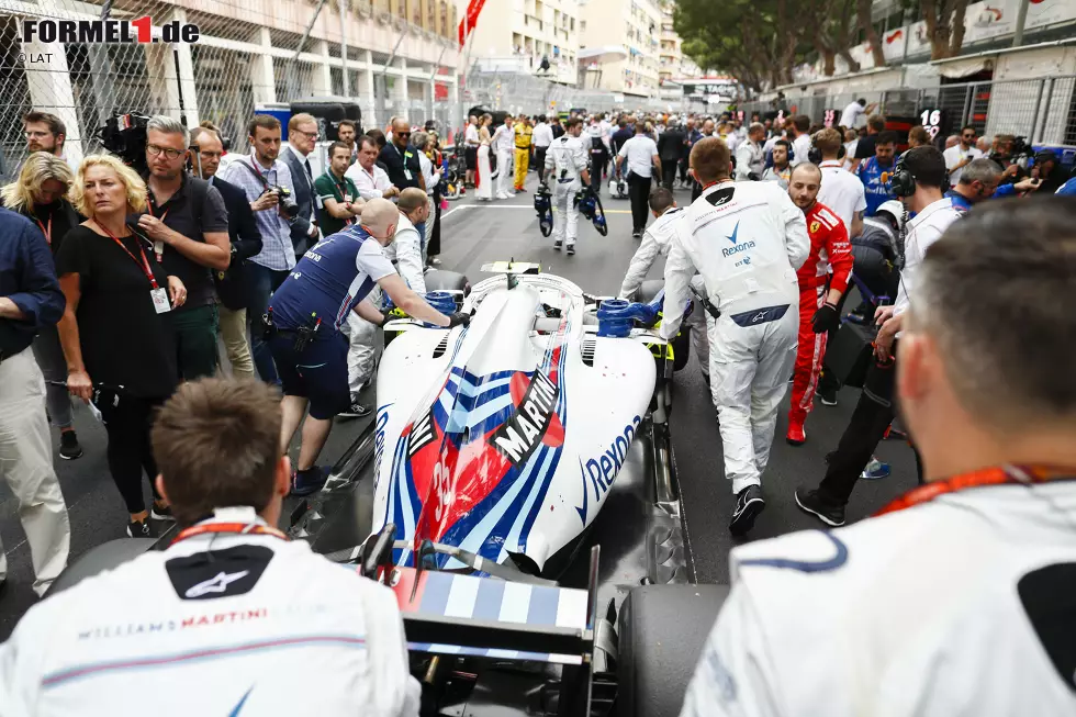 Foto zur News: Sergei Sirotkin (3): Das war das mit Abstand beste Wochenende des oft gescholtenen Russen! In den Trainings stets auf Top-10-Kurs, im Quali in Q2, am Start eine Position gewonnen, den Teamkollegen klar geschlagen: Besser geht&#039;s (für jemanden mit seinem Talent) nicht. Für die Team-Panne am Grid konnte er am allerwenigsten.