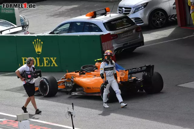 Foto zur News: Stoffel Vandoorne (4): Im Qualifying fehlten ihm die üblichen zwei Zehntel auf Alonso. Das ist gegen einen solchen Ausnahmekönner nicht viel - aber zu viel, um wirklich aufzufallen. Die Performance im Rennen war solider Durchschnitt. Bis auf die Strafe wegen des falschen Umfahrens eines Pollers in Kurve 1.