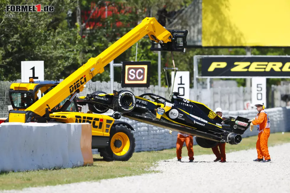 Foto zur News: Nico Hülkenberg (3): Ganz schwierig, den &quot;Hülk&quot; diesmal zu benoten. Weder für das vermurkste Qualifying noch für den frühen Ausfall im Rennen konnte er was. Eine 3 ist für uns die logische Konsequenz.