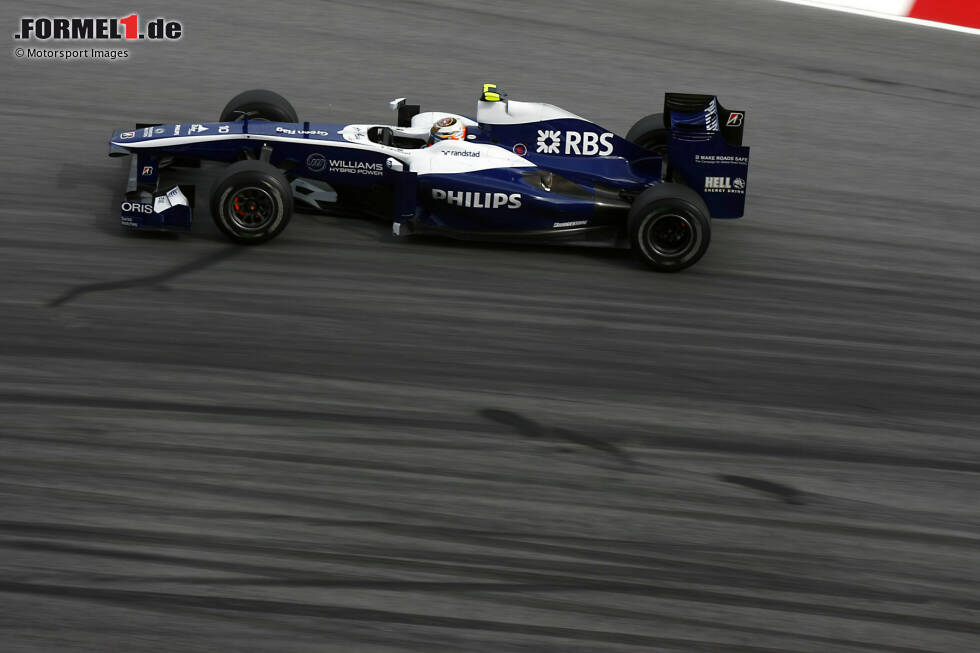 Foto zur News: Der Lohn: Das Stammcockpit bei Williams in der Formel-1-Saison 2010 und die ersten WM-Punkte in Malaysia. Doch es kommt noch besser ...