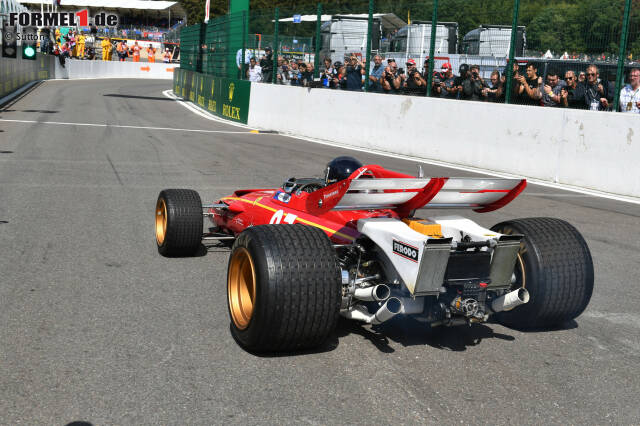 Foto zur News: Jacky Ickx im Ferrari 312B von 1970/1971 beim Showrun in Spa-Francorchamps