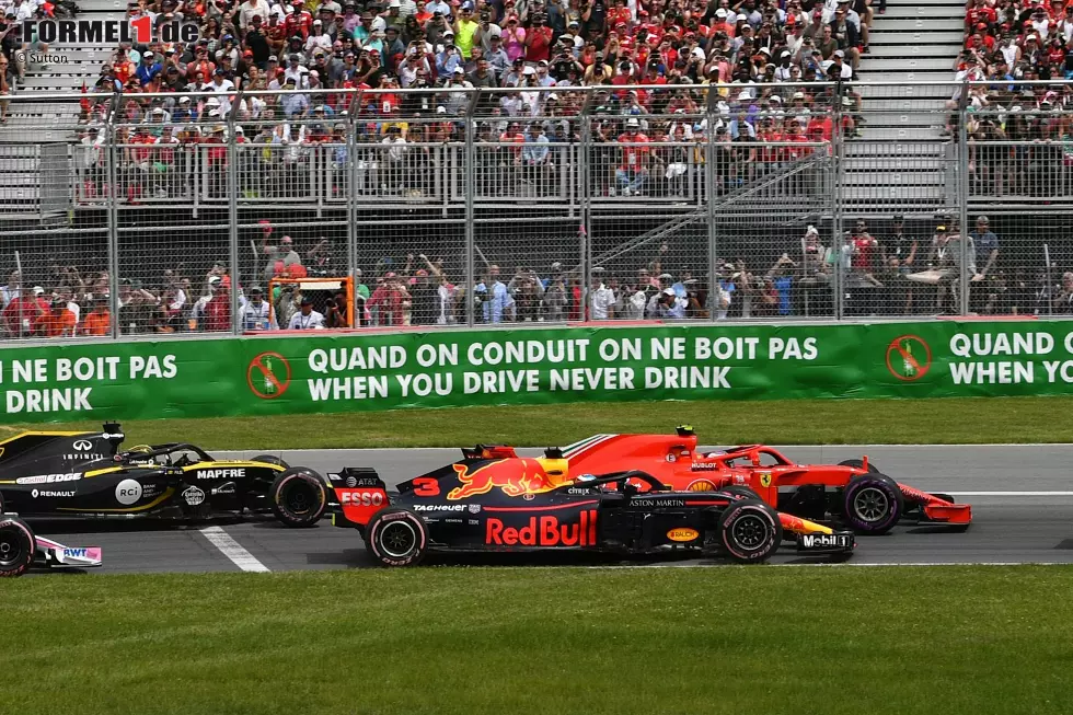 Foto zur News: Daniel Ricciardo (3): Durch einen defekten Sensor auf dem falschen Fuß ins Wochenende gestartet, fand er nie Anschluss an Verstappens Speed. Im Rennen hat er dann viel rausgeholt: am Start eine Position gegen Räikkönen gewonnen, dank sensationeller In-Lap an Hamilton vorbeigegangen. Das rettet die sonst farblose Leistung.