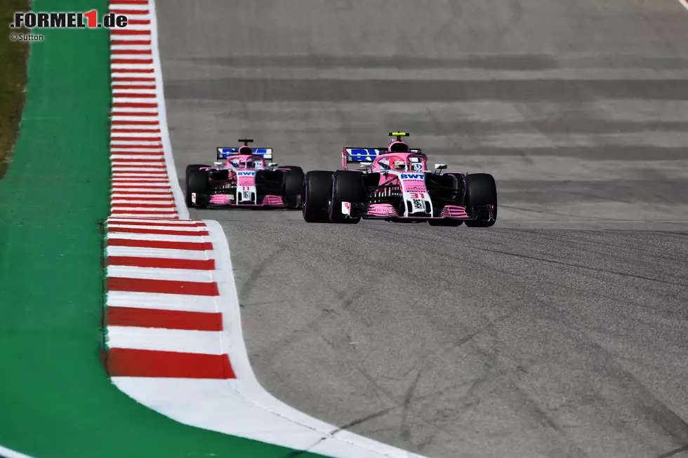 Foto zur News: Esteban Ocon (2): So empfiehlt er sich für das noch freie Williams-Cockpit. Ocon war schneller als Perez, fuhr ein ordentliches Rennen und hielt dagegen, als er in der ersten Runde von hinten attackiert wurde. Pech, dass er im Nachhinein disqualifiziert wurde. Wegen des Benzindurchflusses.