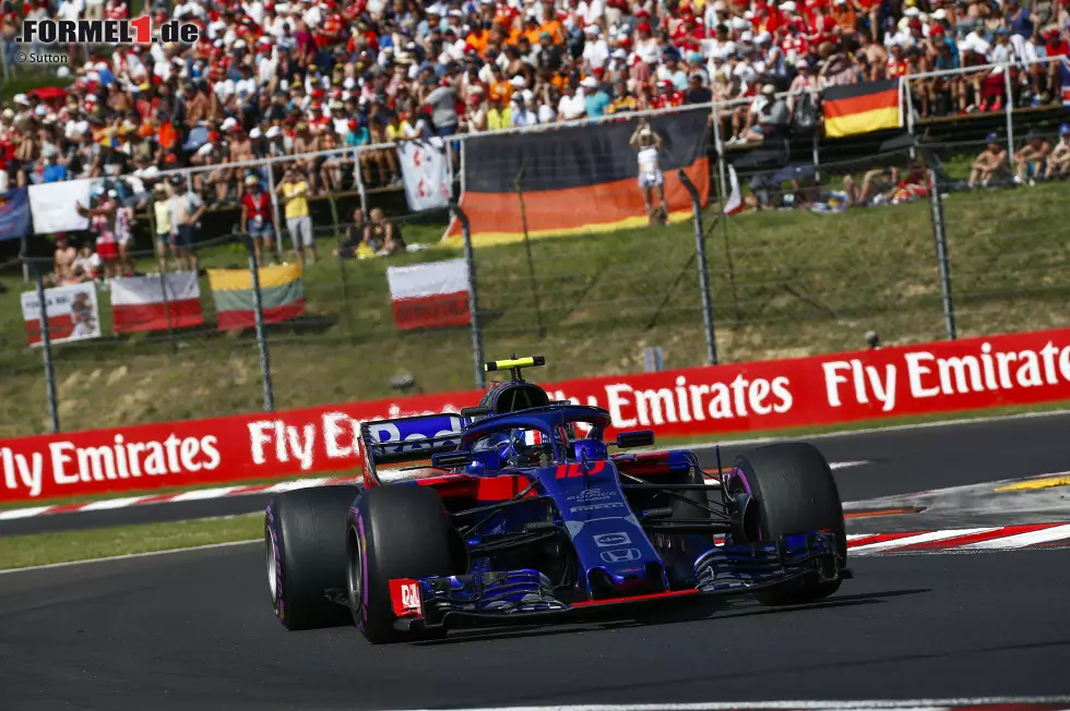 Foto zur News: Pierre Gasly (1): Unser Mann des Wochenendes ist aber der Franzose! Verstappen im Regen gebügelt, souverän Rang sechs nach Hause gefahren und als einziger Fahrer außerhalb der Top-3-Teams nicht überrundet worden. Mehr kann man mit seinem Material gar nicht verlangen!