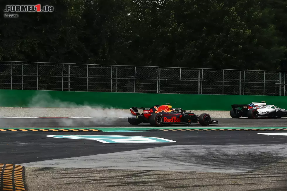 Foto zur News: Daniel Ricciardo (4): Ähnlich wie bei Hülkenberg stand auch er fix in der letzten Reihe. Im Qualifying probierte er es erst gar nicht, das Rennen war wegen Kupplungsdefekt schnell vorbei. Schwierig, das seriös zu benoten. Aber den letzten Biss haben wir bei Ricciardo in Monza nicht gespürt.