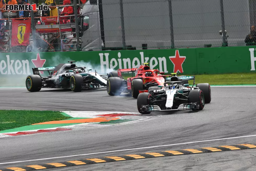 Foto zur News: Valtteri Bottas (4): Eigentlich lobenswert, wie er Hamilton als &quot;Wing-Man&quot; zum Sieg gebremst hat. Cool auch, wie er sich von Verstappen im Finish nicht provozieren hat lassen. Aber wäre Red Bull nicht so schwach gewesen, hätte er sich den riesigen Speed-Unterschied zum Hamilton im Qualifying nicht leisten können.