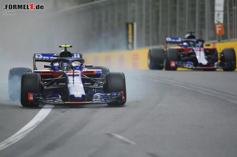 Foto zur News: Brendon Hartley (4): Wenn man bedenkt, dass sein Blackout im Qualifying, bei dem er Gasly mitten auf der Strecke im Weg stand, beinahe zu einer Katastrophe geführt hätte, ist eine 4 fast noch gnädig benotet. Dem gegenüber steht der erste Punkt seiner Formel-1-Karriere. Glorreich war die Leistung trotzdem nicht.