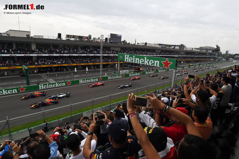 Foto zur News: Letztmals beide Autos in Reihe 1: Mexiko 2018 mit Daniel Ricciardo und Max Verstappen