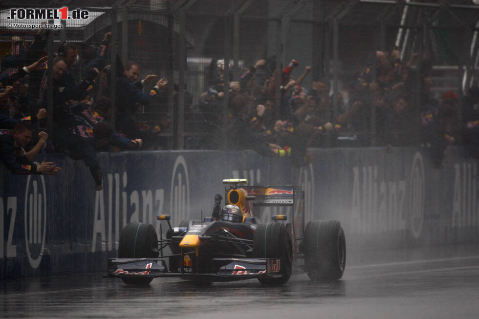 Foto zur News: Erster Sieg: China 2009 mit Sebastian Vettel (im 38. Rennen)