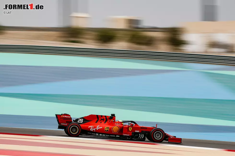 Foto zur News: Im Vorfeld hat er sich im Ferrari-Simulator in Maranello auf die Aufgabe vorbereitet.