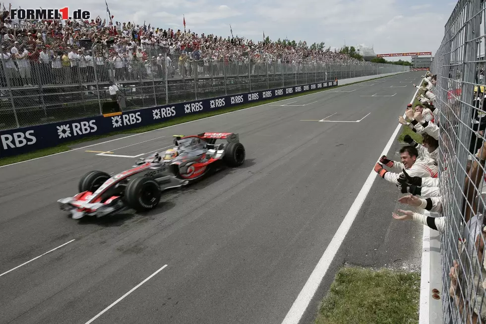 Foto zur News: 2007 holt Lewis Hamilton in Kanada seinen ersten Sieg in deR Formel 1. Bei McLaren und Mercedes hat der Brite bislang jeden seiner Grands Prix mit Mercedes-Power im Heck bestritten.