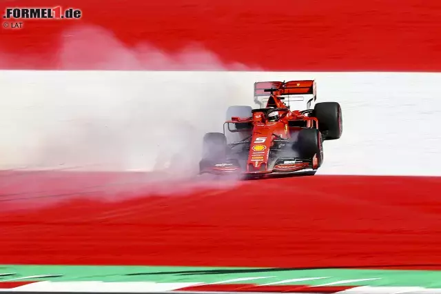 Foto zur News: Nur wenige Minuten später hat auch Sebastian Vettel an derselben Stelle einen wilden Dreher...