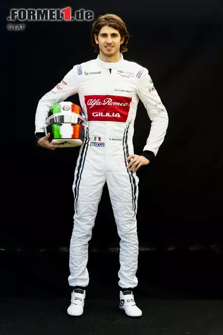 Foto zur News: Antonio Giovinazzi (Italien) - Alfa Romeo - Startnummer 99