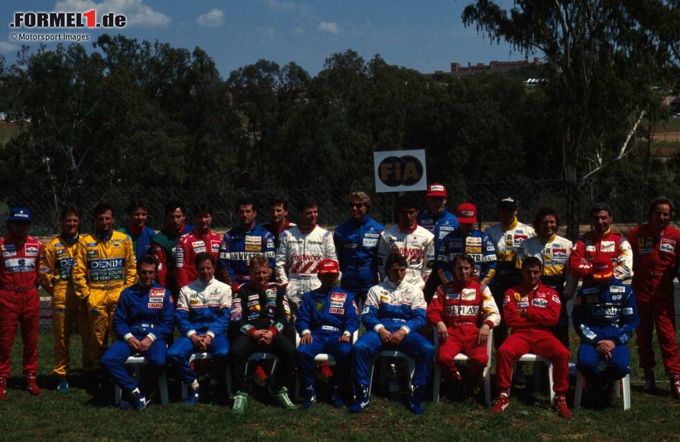 Foto zur News: Kyalami, 14. März 1993: Es ist die letzte Saison, in der mit Alain Prost, Michael Schumacher und Ayrton Senna drei der besten Formel-1-Fahrer aller Zeiten zeitgleich aktiv sind. Und: Das Sauber-Team aus der Schweiz steigt ein.