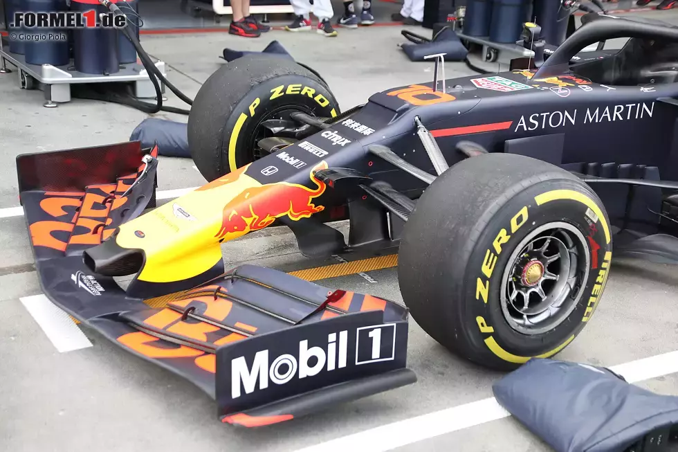 Foto zur News: Red Bull RB15: Frontflügel