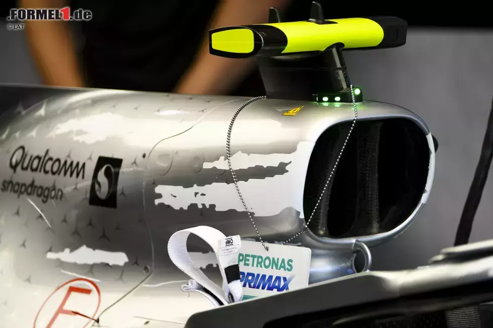 Foto zur News: Mercedes W10: Airbox