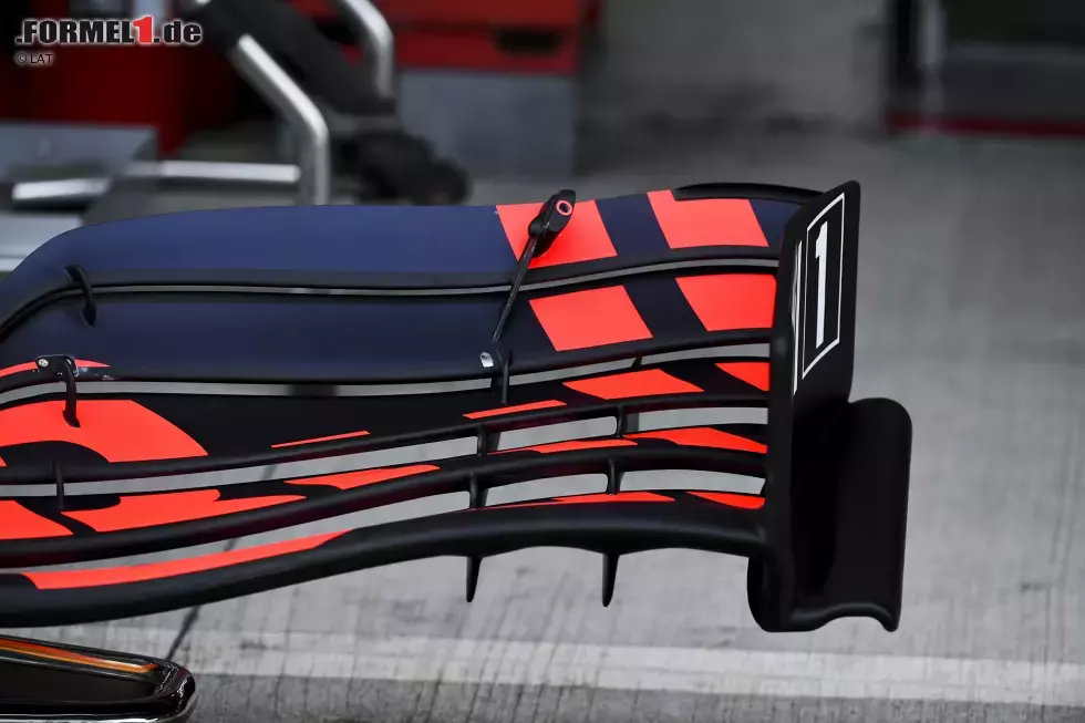 Foto zur News: Red Bull RB15: Frontflügel