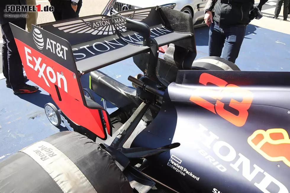 Foto zur News: Red Bull RB15: Heckflügel