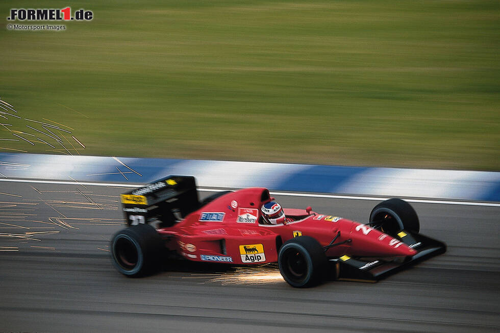 Foto zur News: 1992: Ferrari F92AT; Fahrer: Jean Alesi, Ivan Capelli