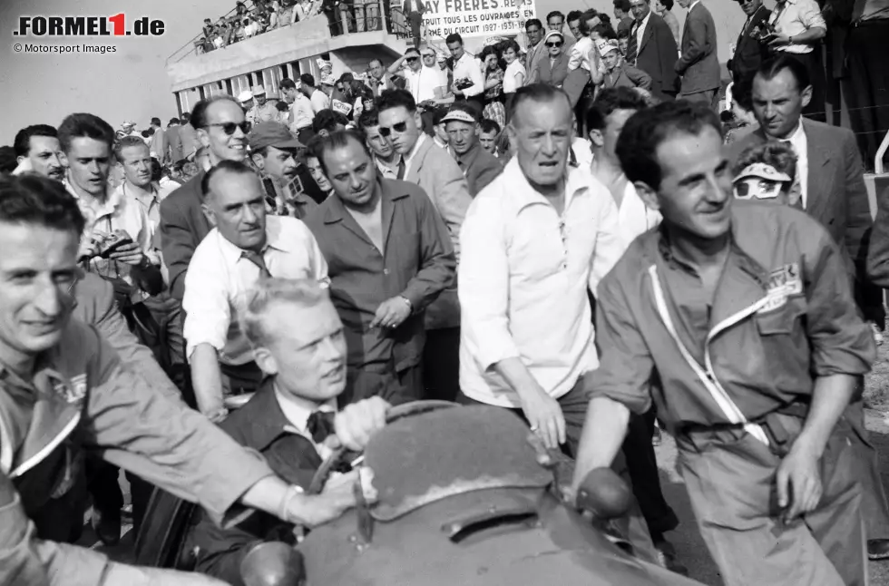 Foto zur News: Platz 3: Mike Hawthorn (24 Jahre, 86 Tage) - Frankreich 1953