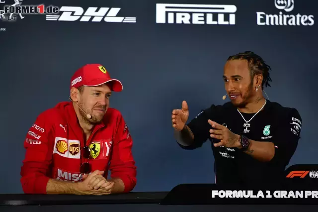 Foto zur News: ... seinen Respekt gegenüber Sebastian Vettel: "Seb ist ein feiner Kerl. Wir hatten immer wieder unsere Differenzen, aber wir haben eine Basis gefunden, uns zu verstehen. Ich bin ganz sicher nicht jedermanns Liebling, und das macht nichts. Denn jeder von uns geht seinen eigenen Weg. Es geht darum, dieses Anderssein zu akzeptieren."