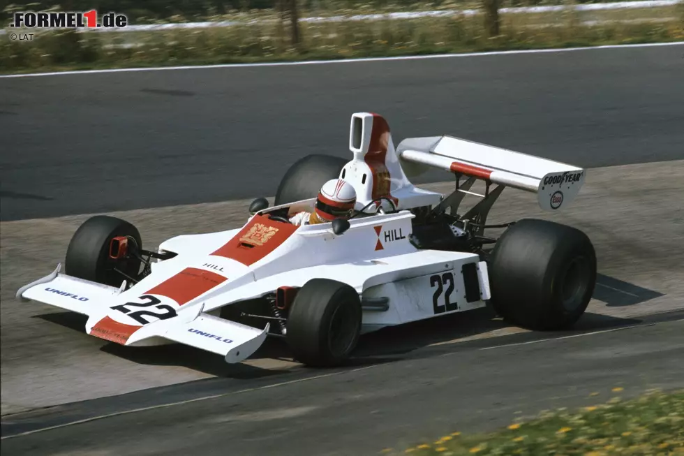 Foto zur News: Alan Jones (Harry Stiller/Embassy Hill): Noch ein Australier, der in seinen ersten Formel-1-Rennen chancenlos ist. Jones absolviert 1975 vier Rennen in einem privaten Hesketh 308B von Harry Stiller - und fällt dreimal aus. Im gleichen Jahr folgen noch vier weitere Rennen für das ebenfalls nicht übermäßig erfolgreiche Team von Graham Hill.