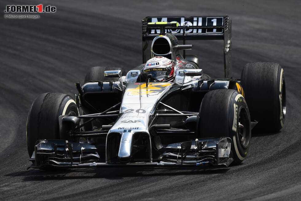 Foto zur News: 2014: McLaren-Mercedes MP4-29; Fahrer: Jenson Button, Kevin Magnussen