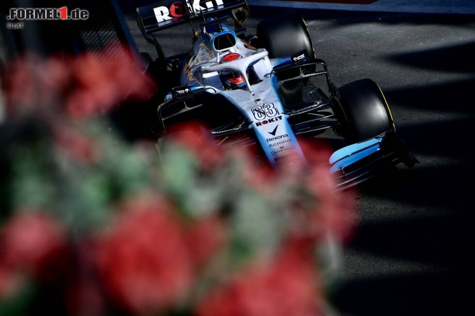 Foto zur News: George Russell (3): Für den Crash in FT1 konnte er nichts. Ansonsten das übliche Bild: In Qualifying und Rennen schneller als der Teamkollege, aber im Williams ist eben aktuell nicht mehr als der vorletzte Platz drin. Somit hat er sein persönliches Ziel wieder erreicht. Dafür gibt&#039;s von uns ein &quot;befriedigend&quot;.