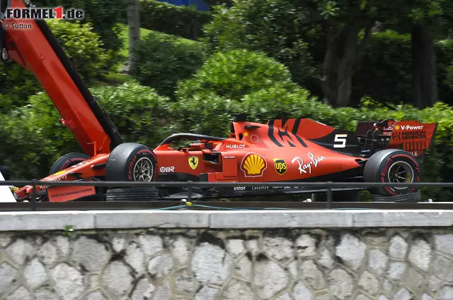 Foto zur News: Sebastian Vettel (3): Auch wenn das Rennen fehlerlos und grundsolide war: Aufs ganze Wochenende gesehen hat uns Vettel nicht überzeugt. Beim Crash in FT3 (nicht sein erster Patzer bei Sainte Devote) hatte er Riesendusel, dass nicht mehr kaputt war. Und im Qualifying wäre ohne seinen Schnitzer bei Tabak mehr drin gewesen.