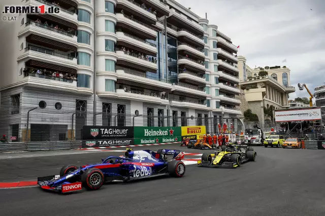 Foto zur News: Alexander Albon (2): Franz Tost hat gesagt, dass der Thailänder die Überraschung der Saison wird. In Monaco haben wir gesehen, was er damit meint. Phasenweise war Albon schnellster Mann im Feld. Auch in den Trainings war er stark. Dass in den entscheidenden Momenten manchmal Coolness fehlt, kann man einem Rookie nachsehen.