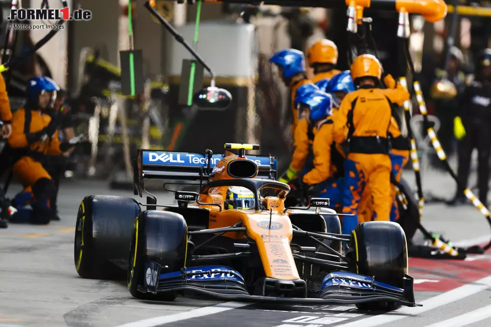 Foto zur News: Lando Norris (2): Der immer lächelnde Rookie liefert und liefert und liefert. Sicher hat er bei McLaren 2019 einen guten Zeitpunkt erwischt. Aber dass er und Sainz so konstant vorne mitfahren, spricht für seine fahrerische Performance.