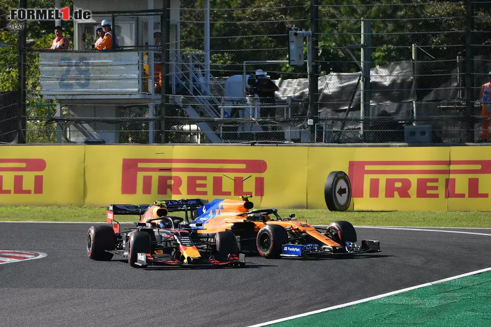 Foto zur News: Alexander Albon (3): Endlich im Qualifying auf Augenhöhe mit Verstappen - und das auf die Tausendstel genau. Das bringt ihm dem Cockpit für 2020 näher. Im Rennen hing er dann für unseren Geschmack zu lange hinter Sainz - und das Manöver gegen Norris war rücksichtslos und wäre ohne dessen Zutun schiefgegangen.