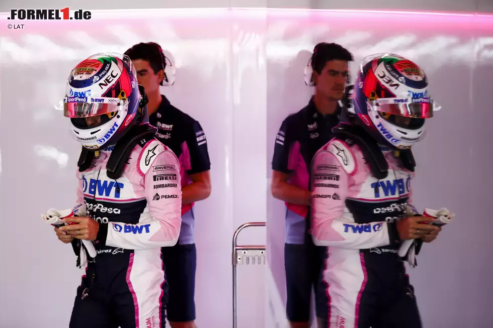 Foto zur News: Und auch Racing-Point-Pilot Sergio Perez hat sein ursprüngliches Helmdesign für das dritte Saisonrennen abgeändert. Er fährt zwar mit einem überwiegend pinken Helm ...