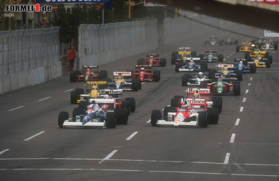 Foto zur News: Phoenix (1990-1991) - Der zweite Versuch in den USA. Auf dem Phoenix Street Circuit fährt die Formel 1 zwischen 1989 und 1991 dreimal, in den letzten beiden Jahren bildet das Rennen dabei den Auftakt. Hilft allerdings nichts, nach dem GP 1991 verschwindet die Strecke für immer.