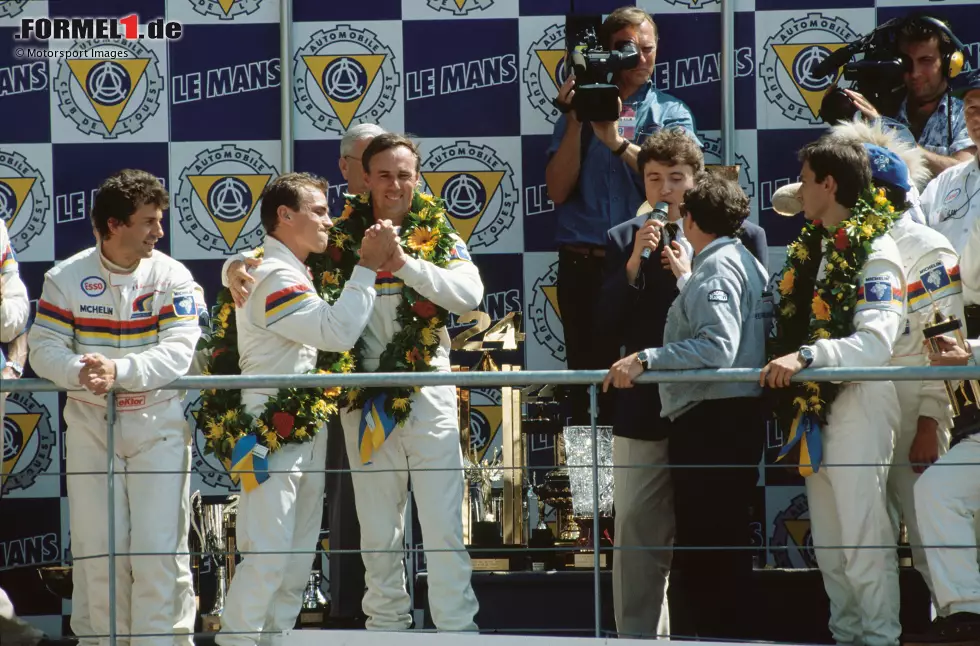 Foto zur News: In diesem Zeitraum nimmt er auch zehnmal am Indy 500 teil. Bestes Resultat dort ist ein vierter Platz 1983. Zehn Jahre später feiert er seinen größten Erfolg - kurioserweise in Europa. 1993 gewinnt er für Peugeot die 24 Stunden von Le Mans. Ein Erfolg, der seinem legendären Vater nie vergönnt war.