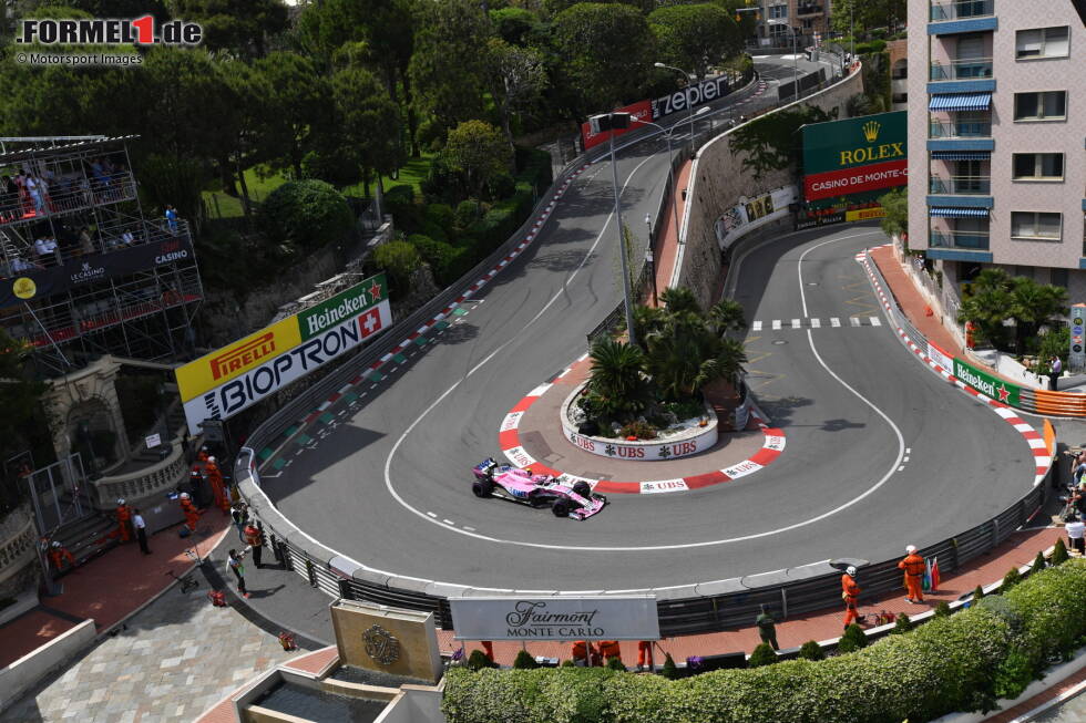 Foto zur News: ... Perez und Ocon gehen auch 2018 Seite an Seite an den Start. Mit P6 in Monte Carlo setzt Ocon dabei ein Glanzzeichen, das er noch drei weitere Male schafft.