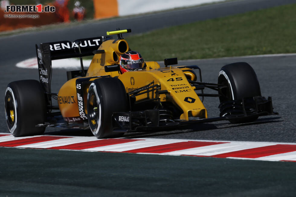 Foto zur News: ... immer nur zu Testzwecken, wie hier in Barcelona bei Probefahrten im Renault R.S.16 im Sommer oder ...