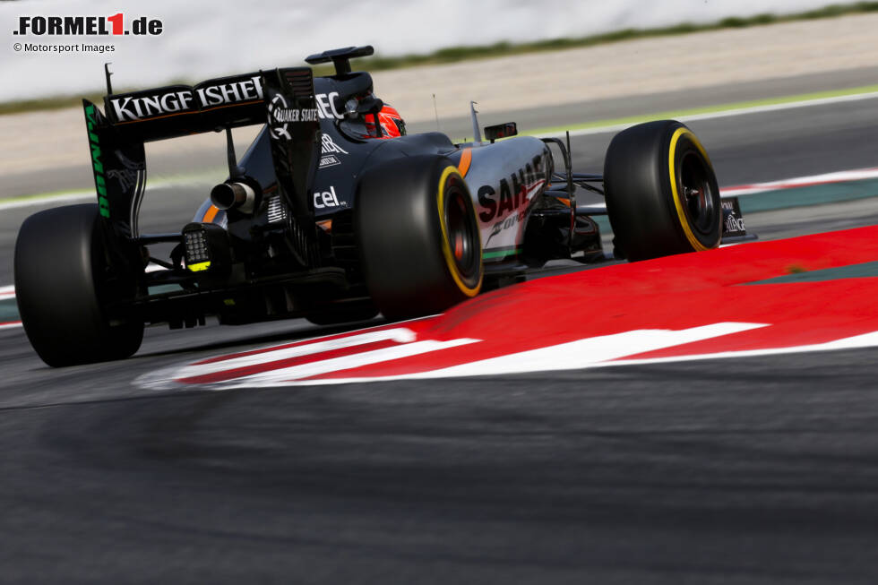 Foto zur News: Parallel zu seinen Einsätzen in der GP3 bestreitet Ocon erneut Formel-1-Testfahrten, dieses Mal für Force India.