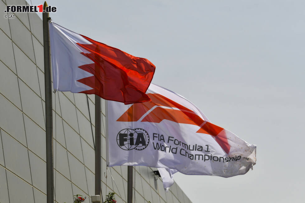 Foto zur News: Absagen gibt es aber auch schon vor Corona: Das bekannteste Beispiel aus der jüngeren Vergangenheit ist Bahrain. 2011 muss der Saisonauftakt aus politischen Gründen ausfallen - einmalig in der Formel 1. Der Arabische Frühling sorgt für Unruhen im Land und im Februar auch für vier Todesfälle bei Protesten.