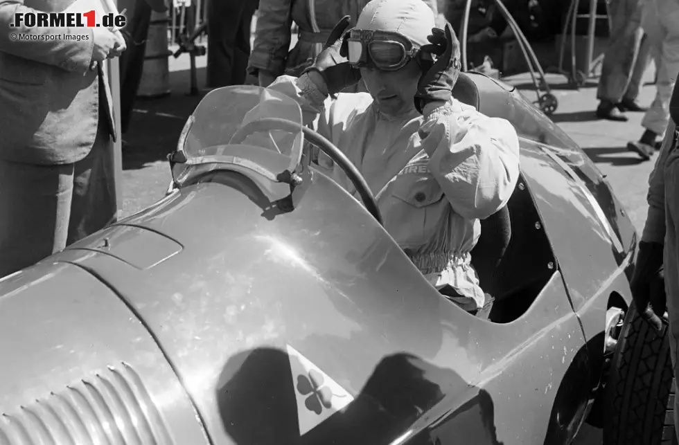 Foto zur News: ... am bemerkenswerten ist: Fangio erreicht in seiner Formel-1-Karriere 24 Grand-Prix-Siege, fährt praktisch seine komplette Laufbahn Ü40!