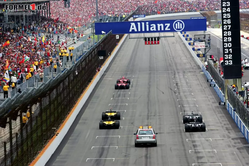 Foto zur News: Pleiten, Pech und Pannen aus der Grand-Prix-Historie: In dieser Fotostrecke zeigen wir einige der größten sportlichen und technischen Formel-1-Fails aller Zeiten - in keiner bestimmten Reihenfolge und ohne Gewähr auf Vollständigkeit!