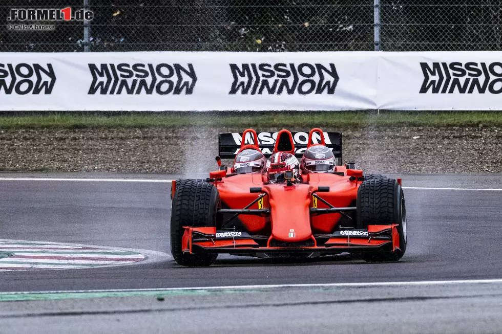 Foto zur News: Der Ferrari-Dreisitzer in Fiorano