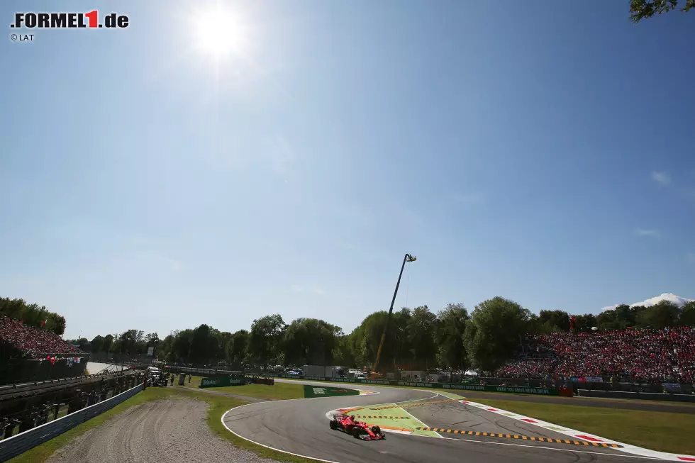 Foto zur News: Gemeinsam mit Spa-Francorchamps ist Monza die Strecke, auf der es am meisten auf die &quot;Power Sensitivity&quot; ankommt, also wie sehr sich die Rundenzeit verbessert, wenn mehr Leistung zur Verfügung steht.