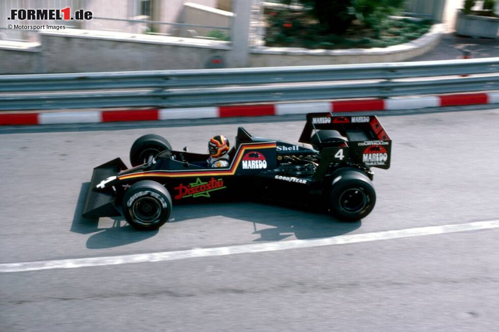 Foto zur News: 1984: Stefan Bellof fährt in Monte Carlo einen Tyrrell 012 in Schwarz und wird im Regenrennen auf Position drei gewertet. Den Podestplatz verliert er später: Tyrrell wird für das komplette Jahr aus der Wertung genommen!