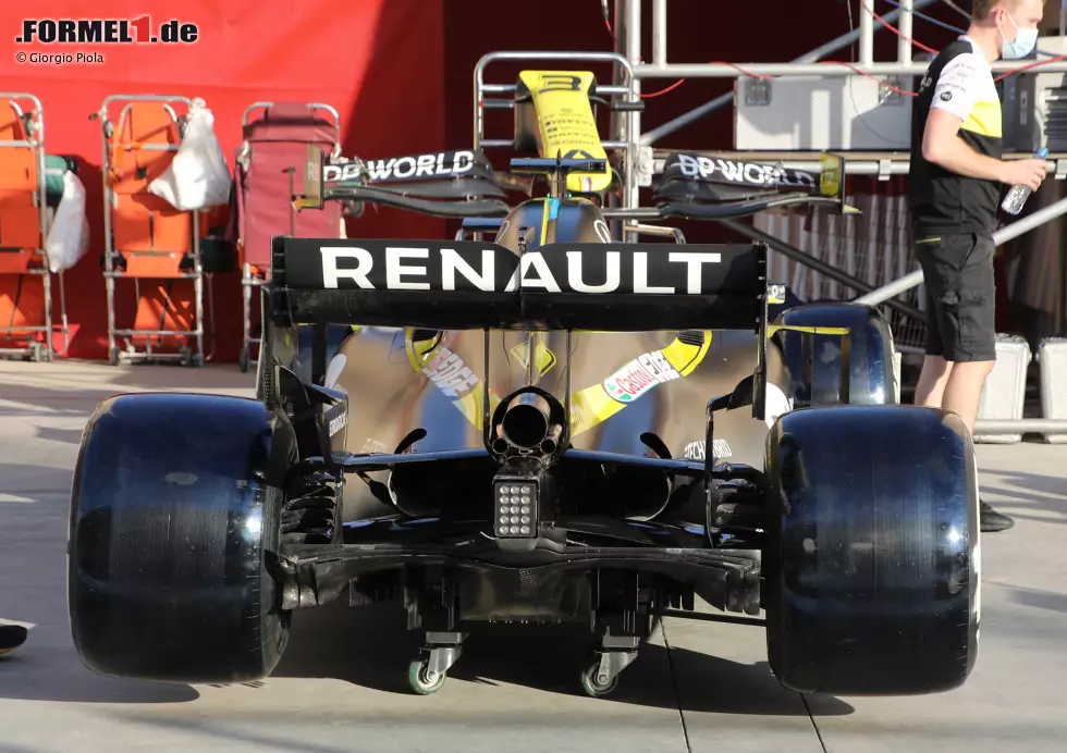 Foto zur News: Renault R.S.20: Heckpartie mit Auspuff