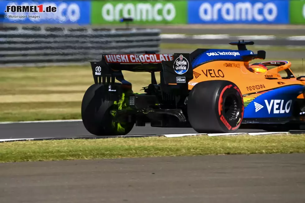 Foto zur News: McLaren MCL35: Heckbereich mit Flow-Vis-Farbe