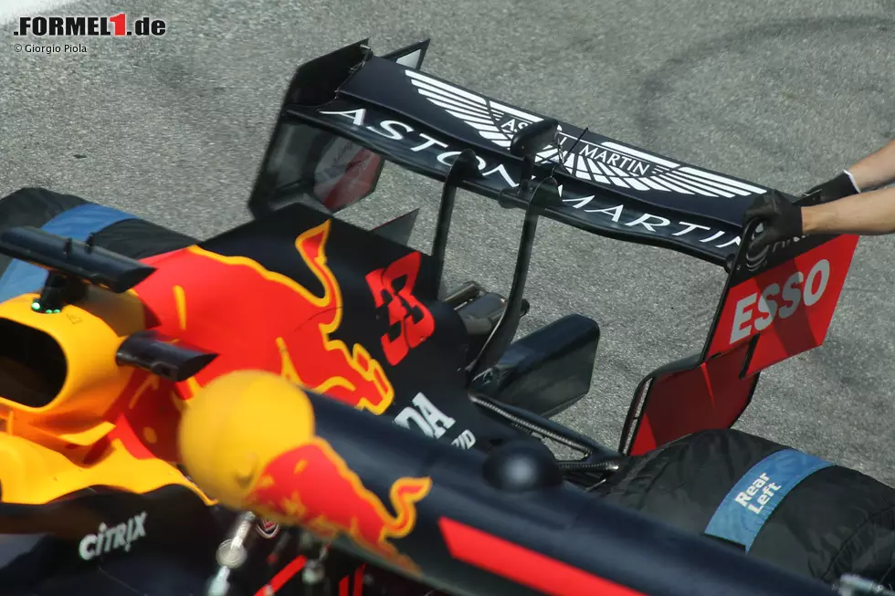 Foto zur News: Red Bull RB16: Heckflügel