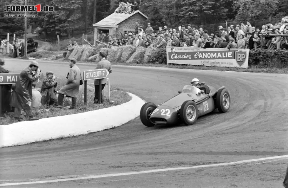 Foto zur News: Einen der Grandes Epreuves - der damals wichtigsten Rennen - gewinnt er nie, genau wie einen Grand Prix in den anschließenden sieben Jahren der neuen Formel 1. Über WM-Rang fünf kommt er nie hinaus und beendet seine Karriere 1956 nach dem Tod seines Freundes Alberto Ascari.