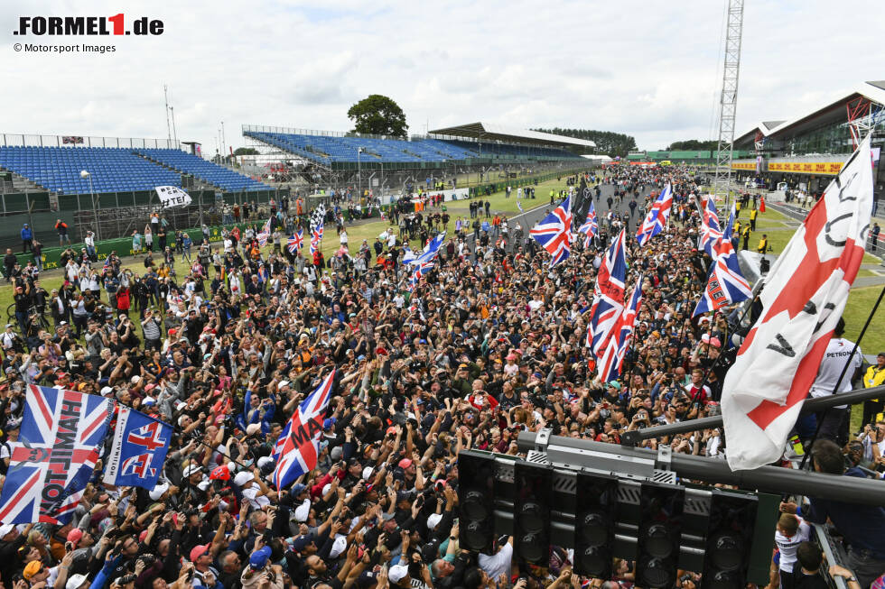 Foto zur News: ... beim folgenden Rennen in Silverstone nicht solche Bilder gibt (wie hier aus der Saison 2019), hat sich Lewis Hamilton mit ...