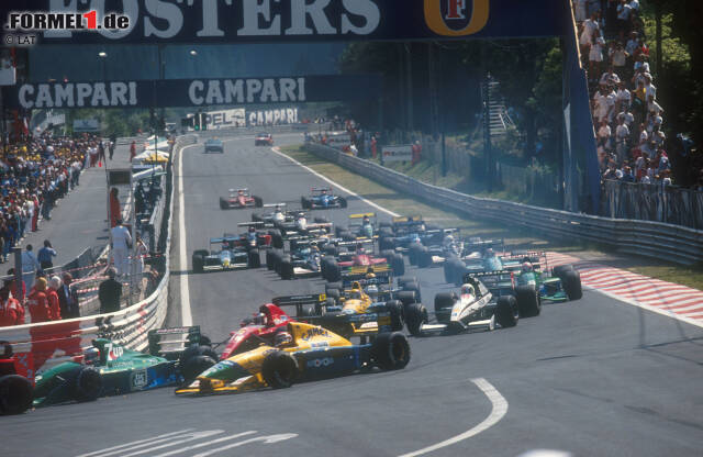 Spa - Michael Schumacher gab sein Formel-1-Debüt 1991 in Spa. Richtig? Strenggenommen nicht! Denn der "Circuit de Spa-Francorchamps" liegt in Wahrheit leicht südöstlich von Spa in Stavelot. Nach dem eigentlichen Ort ist aber lediglich eine Kurve der Traditionsstrecke benannt.